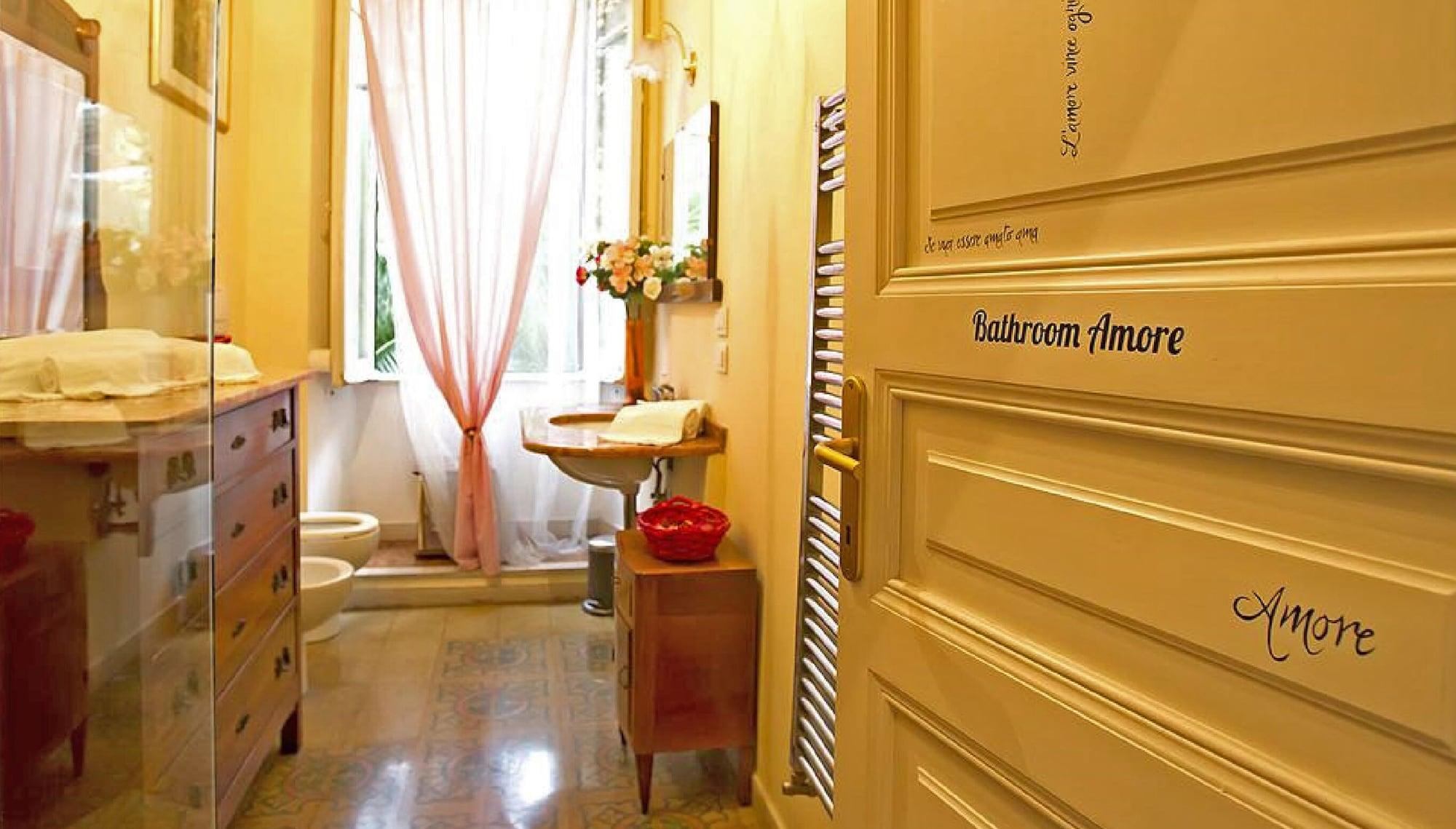 Rome Experience Hostel Exterior photo